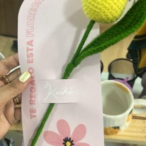 Flor tulipan amarillo