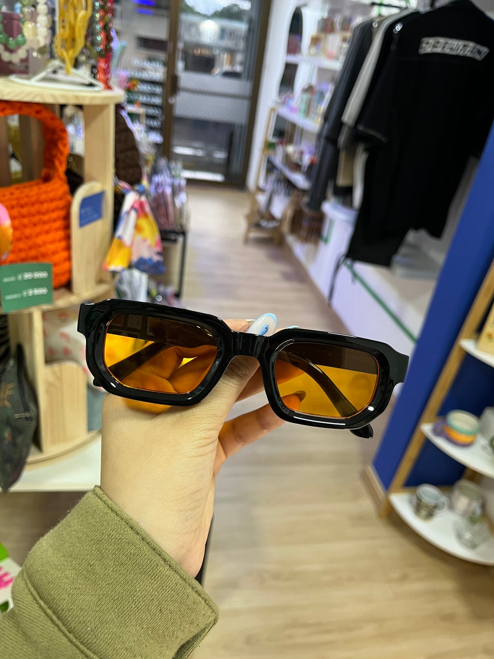 leh00008 0.jpg leh00008 0.jpg