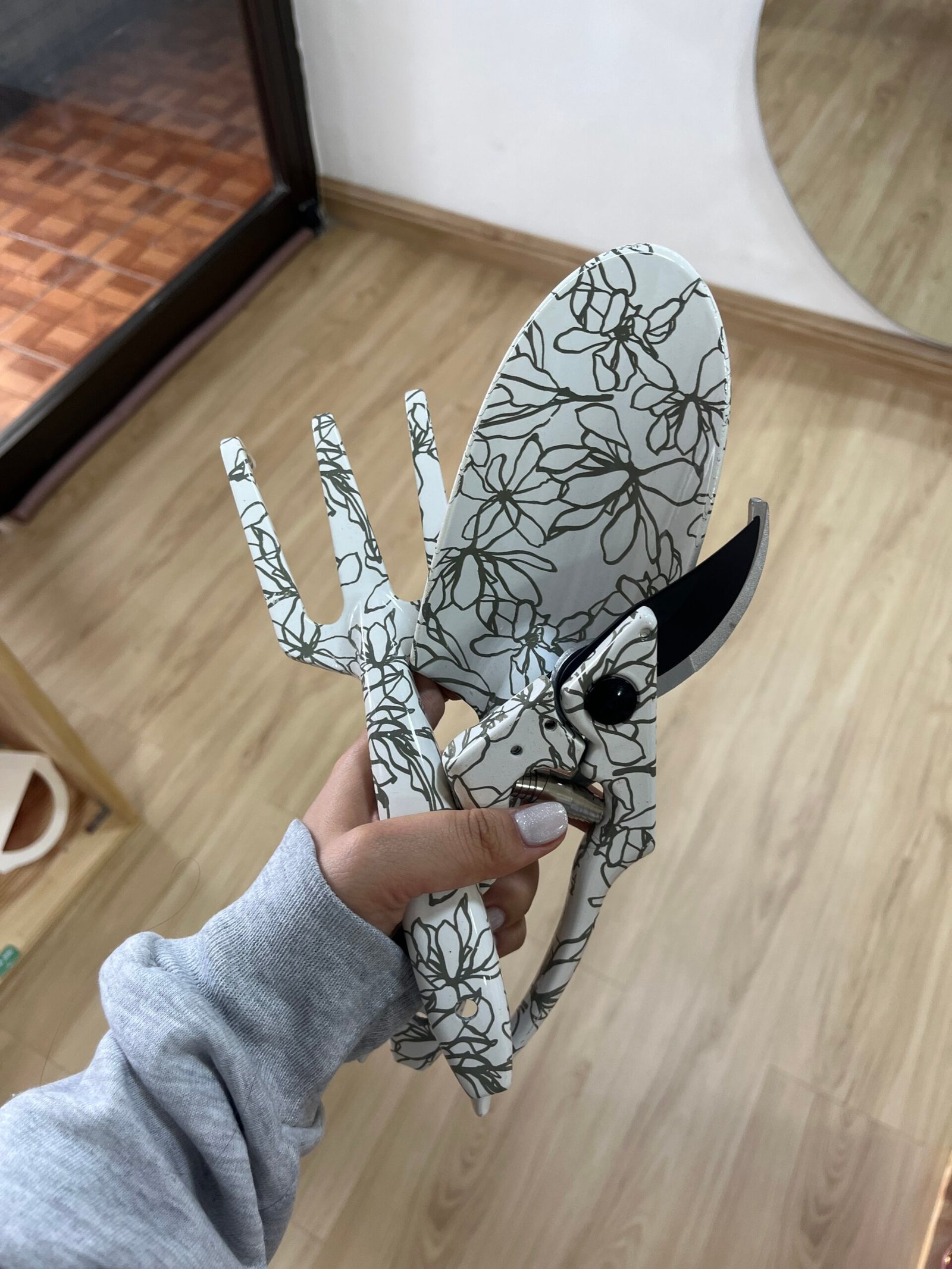 jd000004 0.jpg jd000004 0.jpg