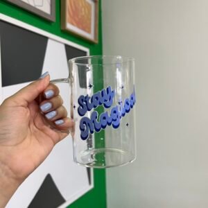 Taza con frase azul stay magical