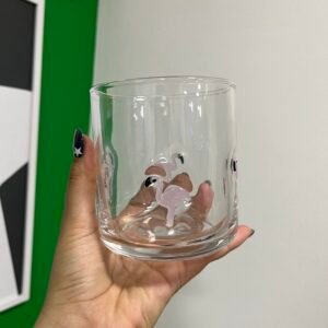 Vaso con flamingo en relieve