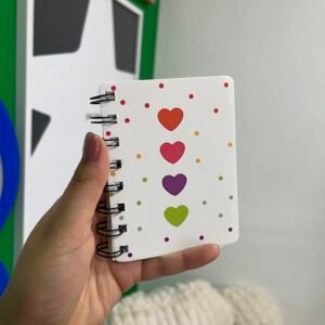 Libreta corazones colores