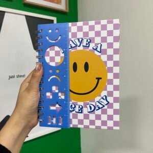 libreta con cara feliz