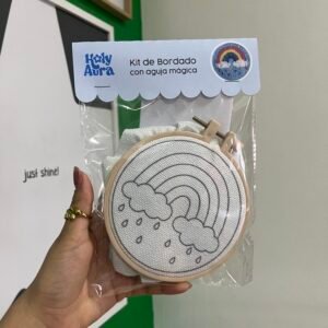 Kit bordado con aguja mágica arcoiris