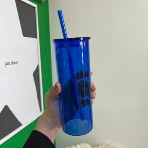Vaso con pajilla azul
