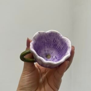 Taza pequeña/expresso de flor lila